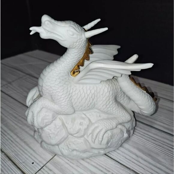 San Francisco Music Box Co White Gold Dragon Fantasy Revolving Vintage 1994 - Picture 4 of 10